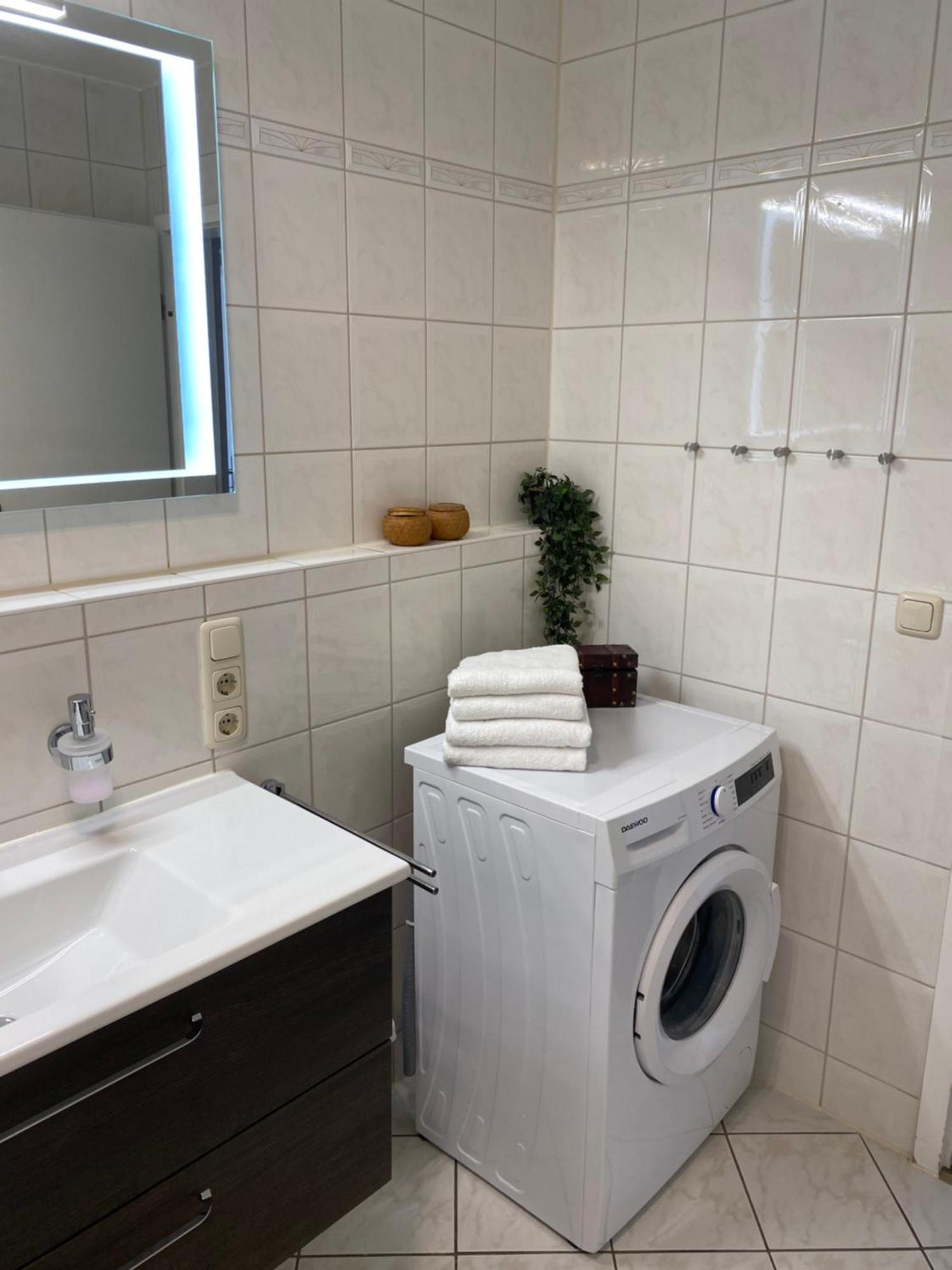 Ostseeurlaub-Goehren Ferienwohnung Sanddollar Im Haus Strandeck מראה חיצוני תמונה