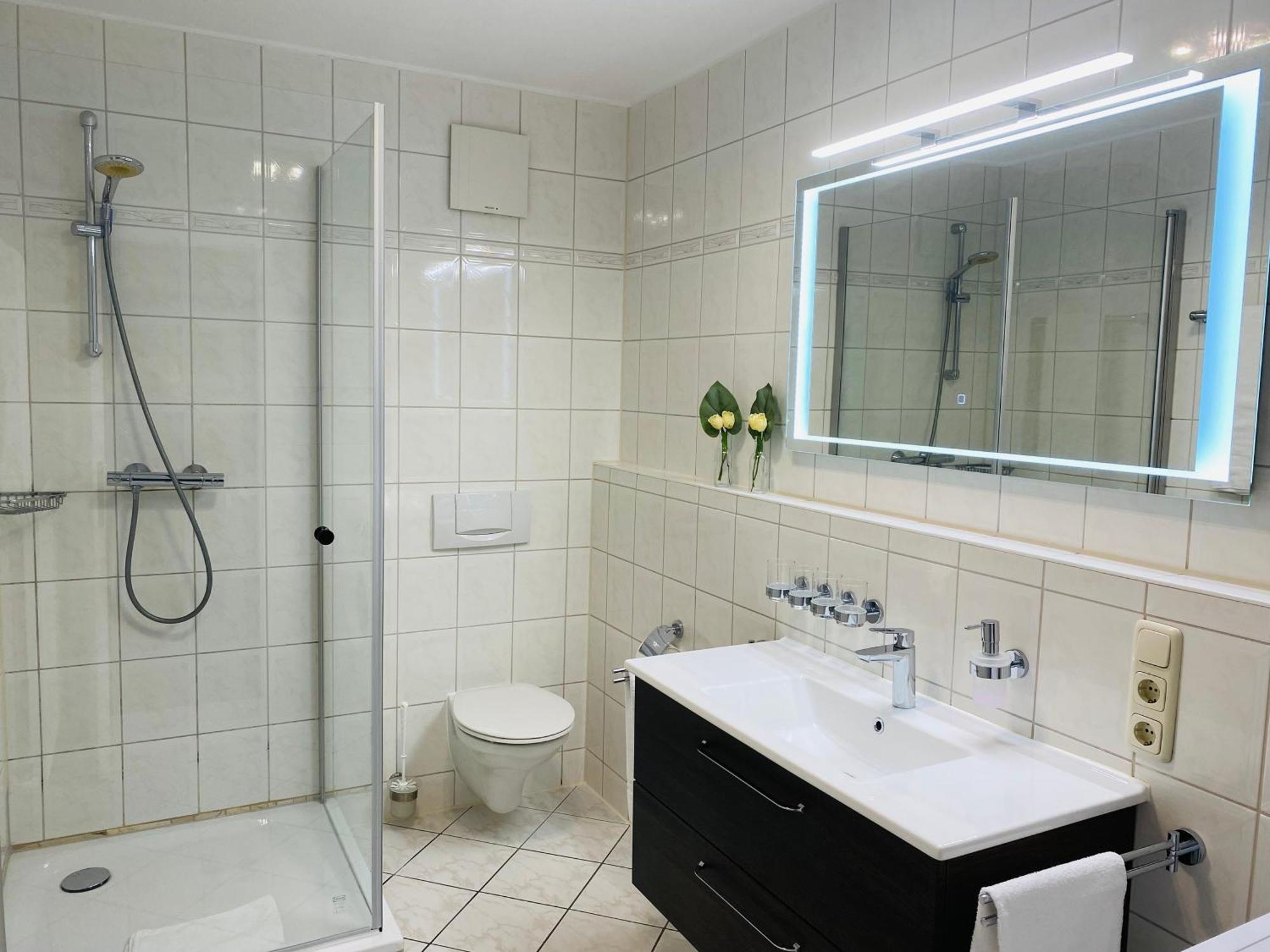 Ostseeurlaub-Goehren Ferienwohnung Sanddollar Im Haus Strandeck מראה חיצוני תמונה